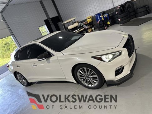 Used 2018 INFINITI Q50 Luxe w/ All Weather Package (L93) image 1
