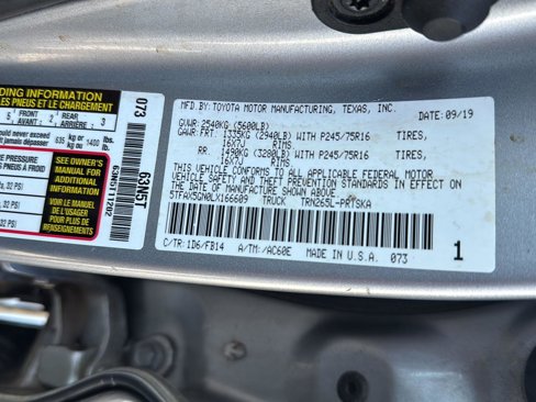 Used 2020 Toyota Tacoma SR image 36