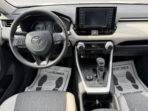 Certified 2022 Toyota RAV4 XLE image 11