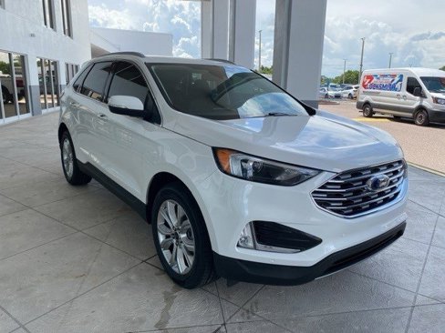 Certified 2023 Ford Edge Titanium image 4