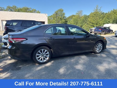 Used 2019 Toyota Camry L image 3