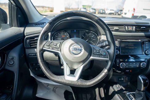 Used 2022 Nissan Rogue Sport SL w/ Premium Package image 15