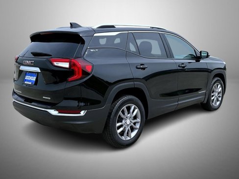 Used 2024 GMC Terrain SLT image 5