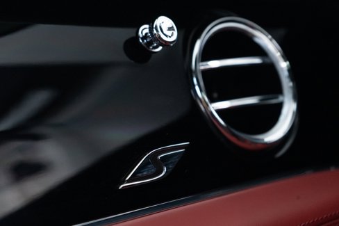 Certified 2023 Bentley Bentayga image 42