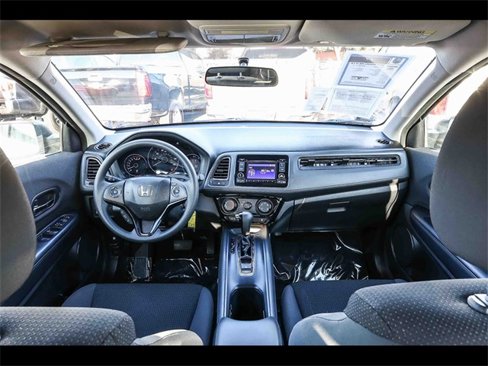 Used 2019 Honda HR-V LX image 12