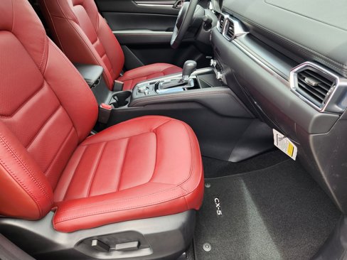 New 2025 MAZDA CX-5 Carbon Edition image 14