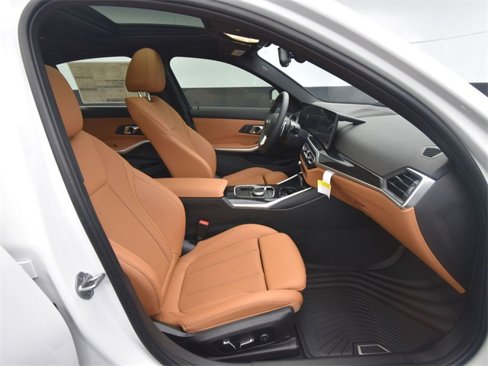 New 2024 BMW 330i Sedan w/ Convenience Package image 12