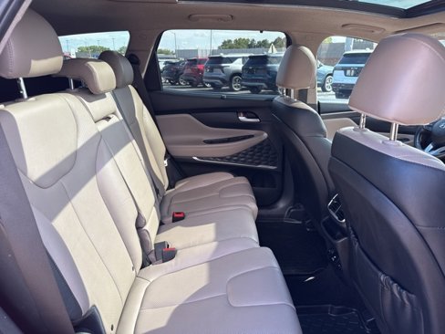 Used 2020 Hyundai Santa Fe Limited image 15