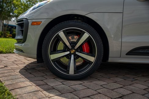 Used 2023 Porsche Macan GTS image 25