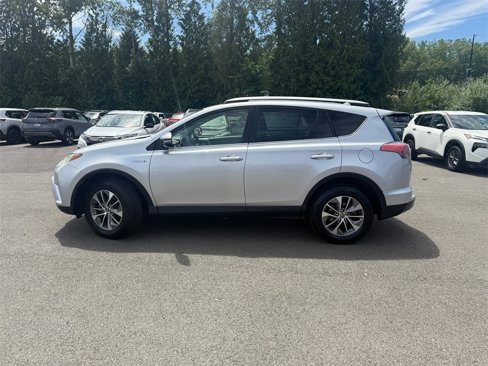 Used 2016 Toyota RAV4 XLE image 8