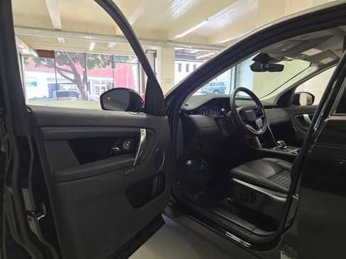 Certified 2025 Land Rover Discovery Sport S image 19