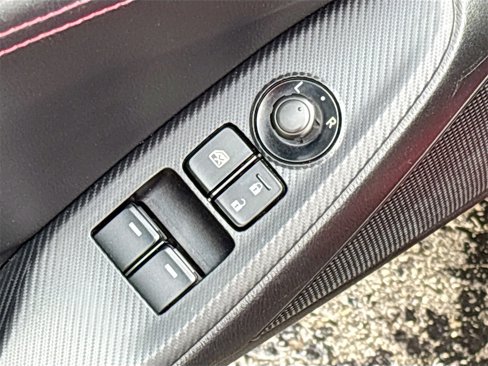 Used 2016 MAZDA MX-5 Miata Club image 16