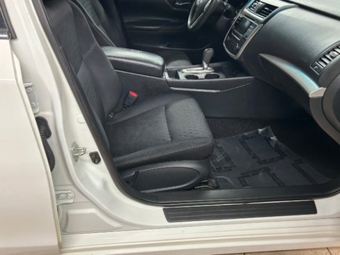 Used 2018 Nissan Altima 2.5 S image 10