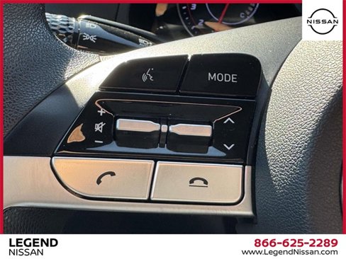 Used 2023 Hyundai Elantra SEL image 17