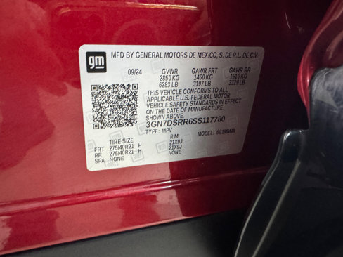 Used 2025 Chevrolet Equinox EV RS image 31