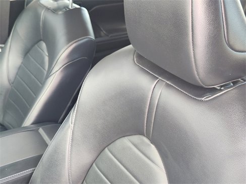 Used 2022 Toyota Highlander XLE image 16