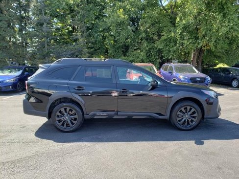 Used 2023 Subaru Outback Onyx Edition image 2