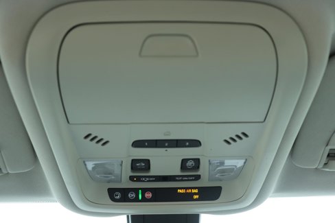 Used 2019 GMC Terrain Denali w/ Advanced Safety Package image 25