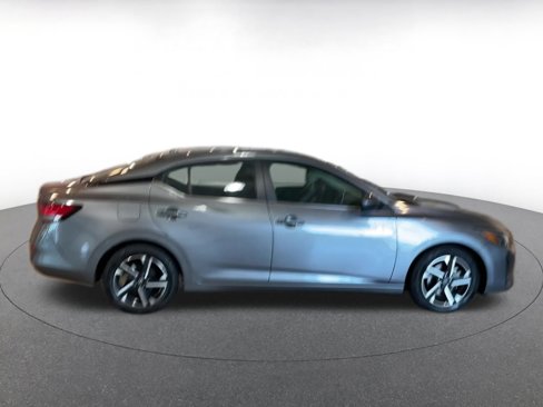 Used 2024 Nissan Sentra SV image 16