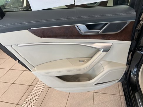 Used 2021 Audi A6 Premium Plus image 15