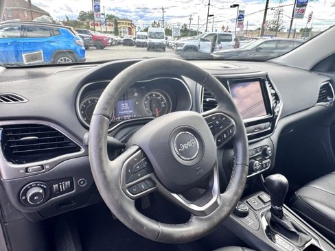 Certified 2022 Jeep Cherokee Limited w/ Mopar Interior Package image 12