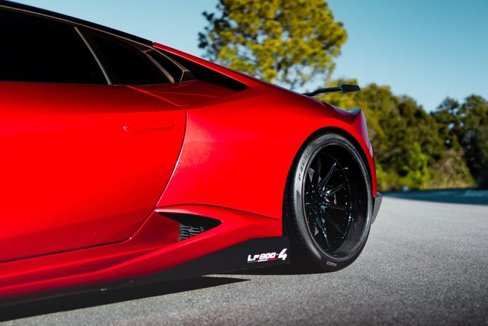 Used 2016 Lamborghini Huracan LP 610-4 image 8
