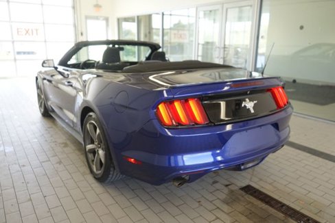 Used 2015 Ford Mustang Convertible w/ Equipment Group 051A image 11