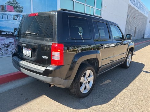 Used 2014 Jeep Patriot Latitude w/ Sun/Sound Group image 3