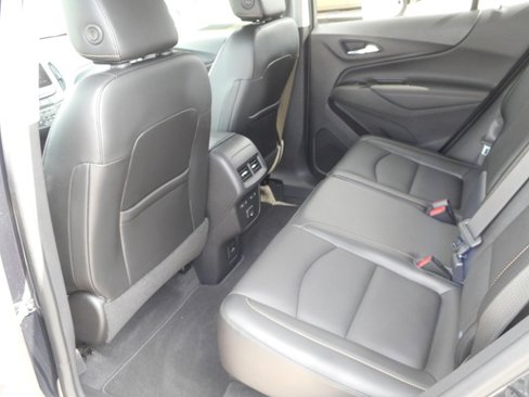 Used 2021 Chevrolet Equinox Premier image 17