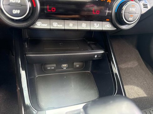 Used 2022 Kia Forte GT-Line w/ GT-Line Premium Package image 28