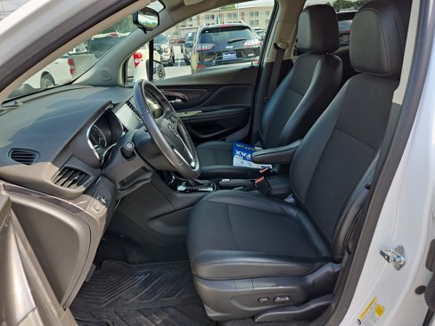 Used 2020 Buick Encore Preferred image 12