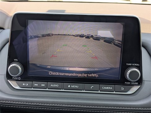 Used 2023 Nissan Rogue SV image 19