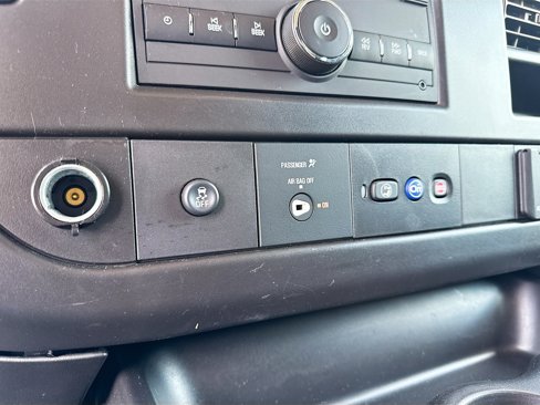 Certified 2023 GMC Savana 2500 w/ Driver Convenience Package image 28