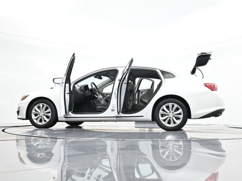Used 2023 Chevrolet Malibu LT image 47