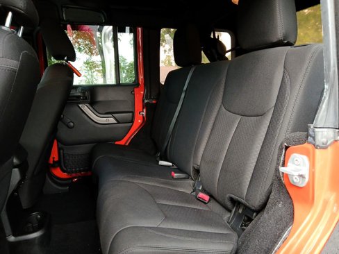 Used 2015 Jeep Wrangler Unlimited Sport image 10