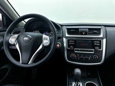 Used 2018 Nissan Altima 2.5 S image 3