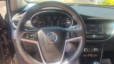 Used 2022 Buick Encore Preferred image 12