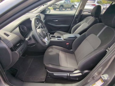 Used 2024 Nissan Sentra SV image 18