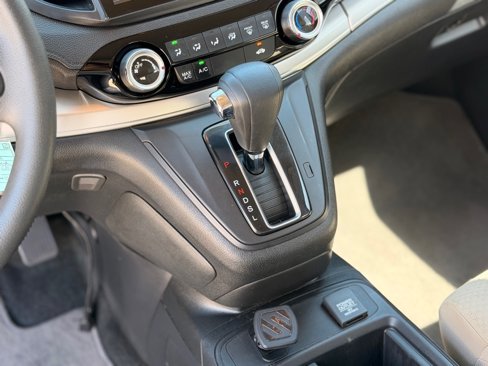 Used 2016 Honda CR-V SE image 16