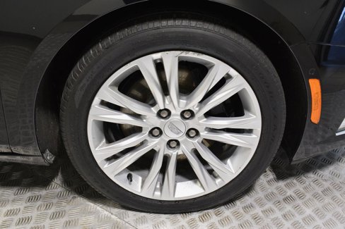 Used 2019 Cadillac XTS Luxury image 36