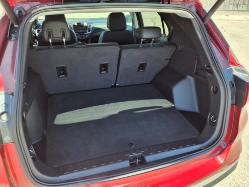 Used 2018 Chevrolet Equinox Premier image 18