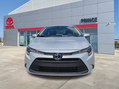 New 2026 Toyota Corolla LE image 9