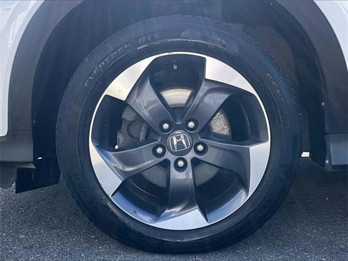 Used 2018 Honda HR-V EX image 9