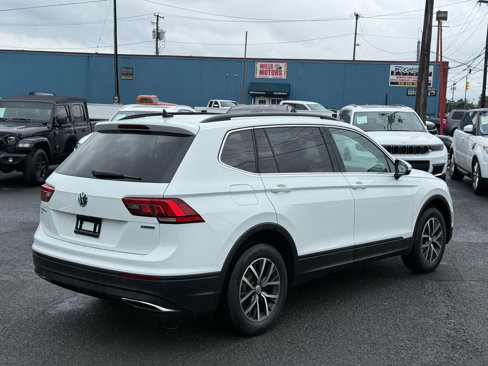 Used 2019 Volkswagen Tiguan SE w/ Panoramic Sunroof Package image 7