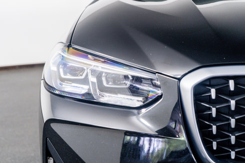 Used 2025 BMW X4 xDrive30i image 22