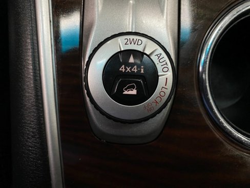 Used 2016 Nissan Pathfinder SL image 28