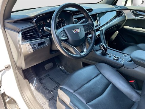 Used 2023 Cadillac XT6 Premium Luxury image 9
