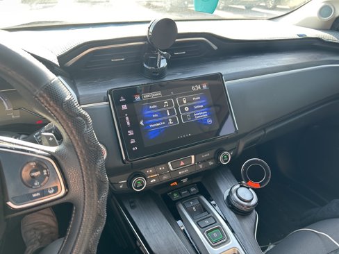 Used 2019 Honda Clarity Plug-In Hybrid image 3