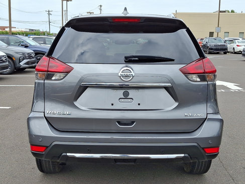 Used 2019 Nissan Rogue SL image 5