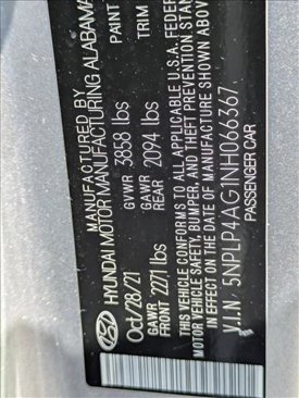 Used 2022 Hyundai Elantra Limited image 16